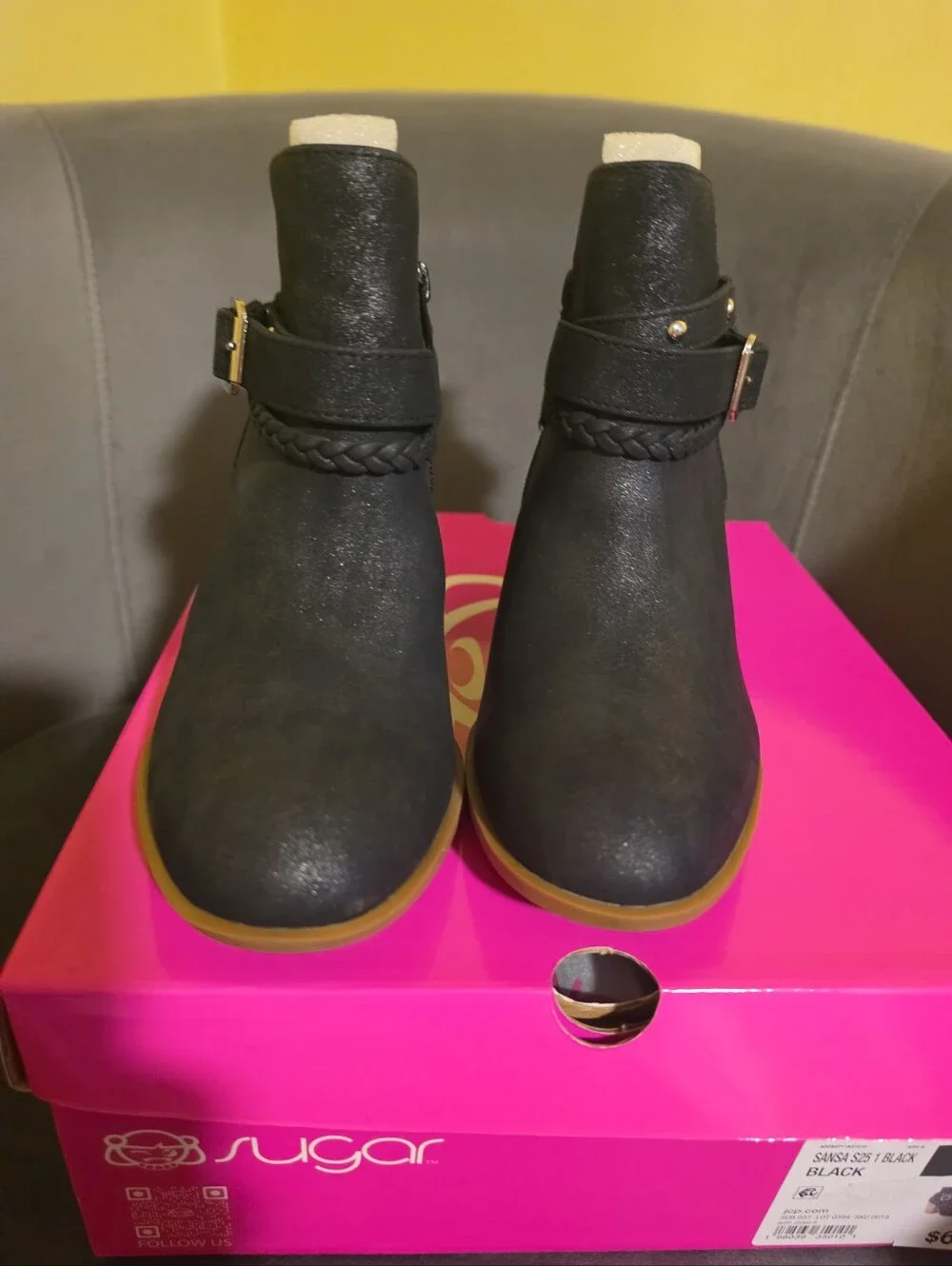 NIB Sugar Womens Size 6 Sansa Stacked Black Heel Booties Boots Buckle Accent